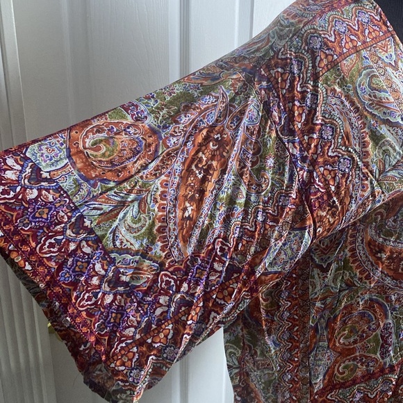 Just Polly New York V-Neck Top Tie Waist Wide Sleeve Multi Color sz XL NWT - Picture 3 of 7